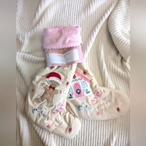 Cupcakes & Cashmere Gingerbread Pink Christmas stockings